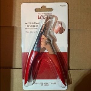 Kiss Professional Nail Clipper Red